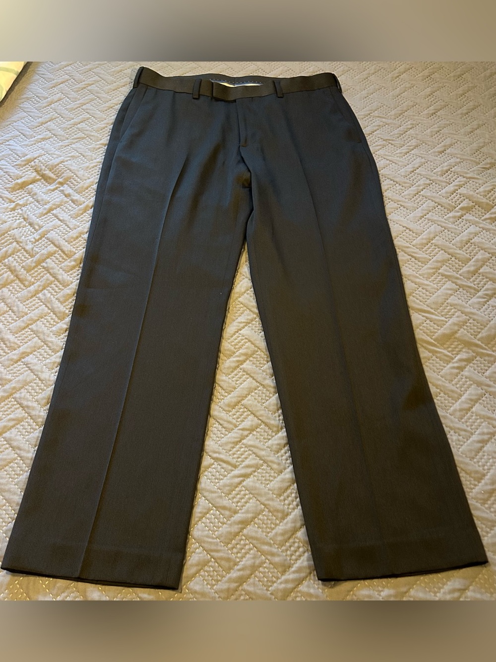 Classic Men's A(X)ist Black Dress Pants
Size 34”X30”
